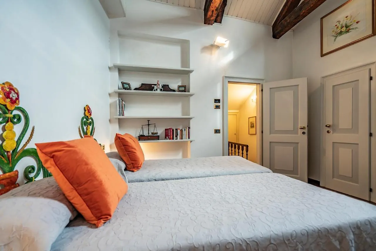 Apartment Ca' Del Mercante Grand Canal Venice