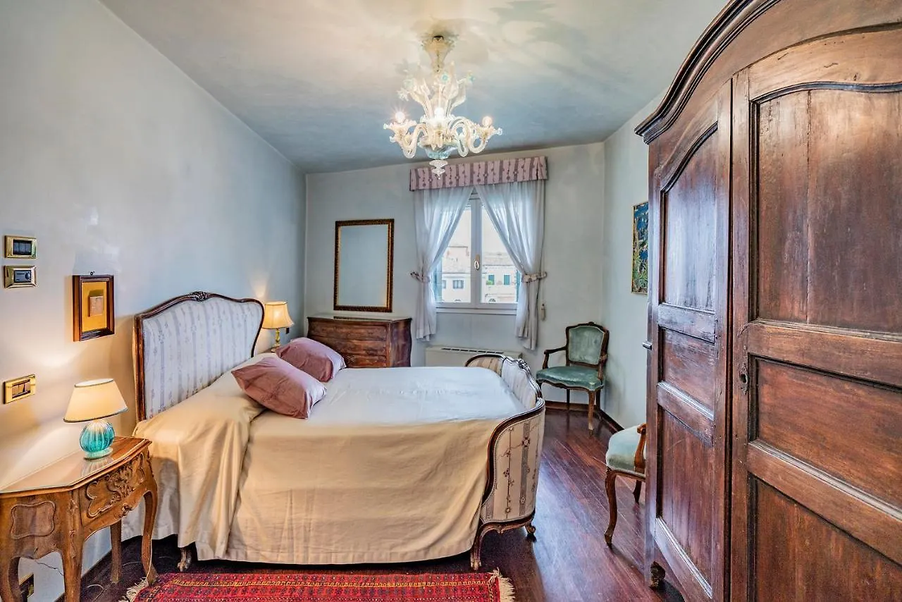 Apartment Ca' Del Mercante Grand Canal Venice Italy